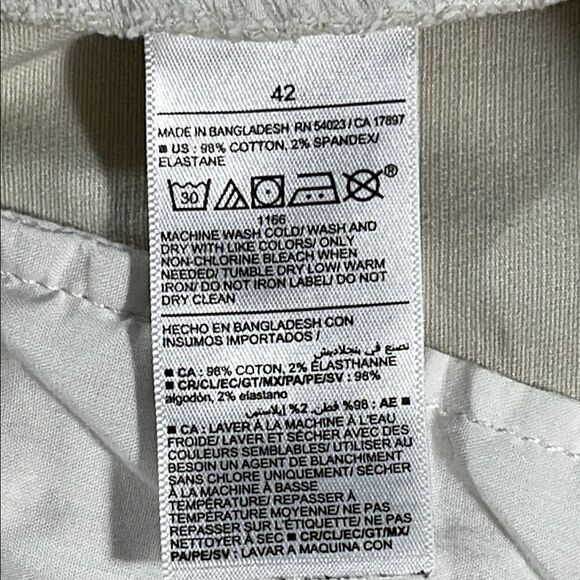 Old Navy mens stone khaki basic Slim flat front 8" inseam chino shorts - size 42 - Picture 6 of 11